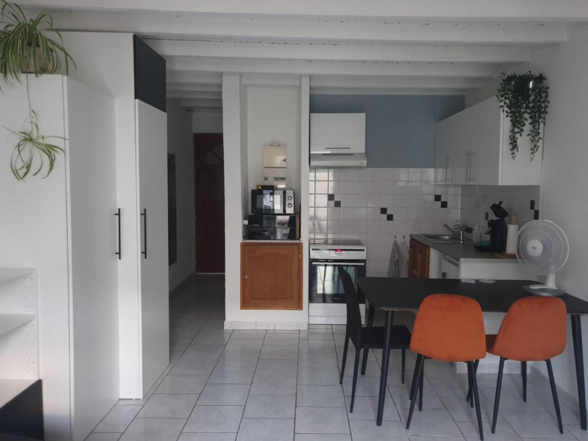 Studio Tout Confort Centre Ville - Balcon, Clim, Tv, Wifi Mazan Exteriör bild